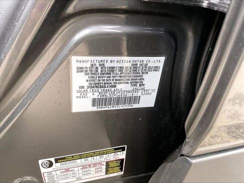 Used 2025 Nissan Kicks SV image 29