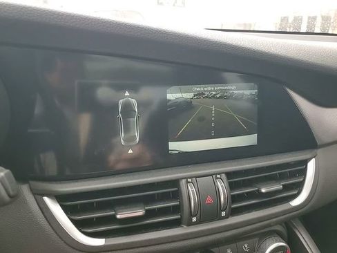 Used 2024 Alfa Romeo Giulia Ti image 21