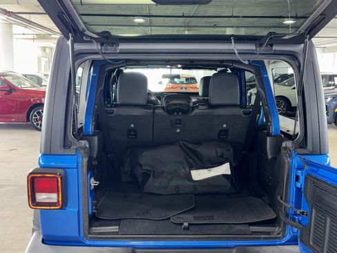 Used 2021 Jeep Wrangler Unlimited Sport AWD/4WD image 14