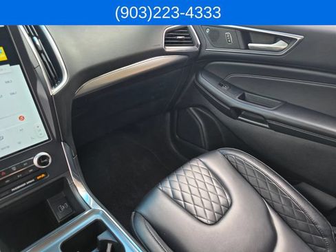Used 2023 Ford Edge Titanium AWD/4WD image 33