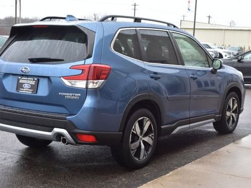 Used 2021 Subaru Forester Touring image 11