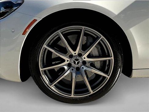 Used 2022 Mercedes-Benz E 350 Sedan image 10