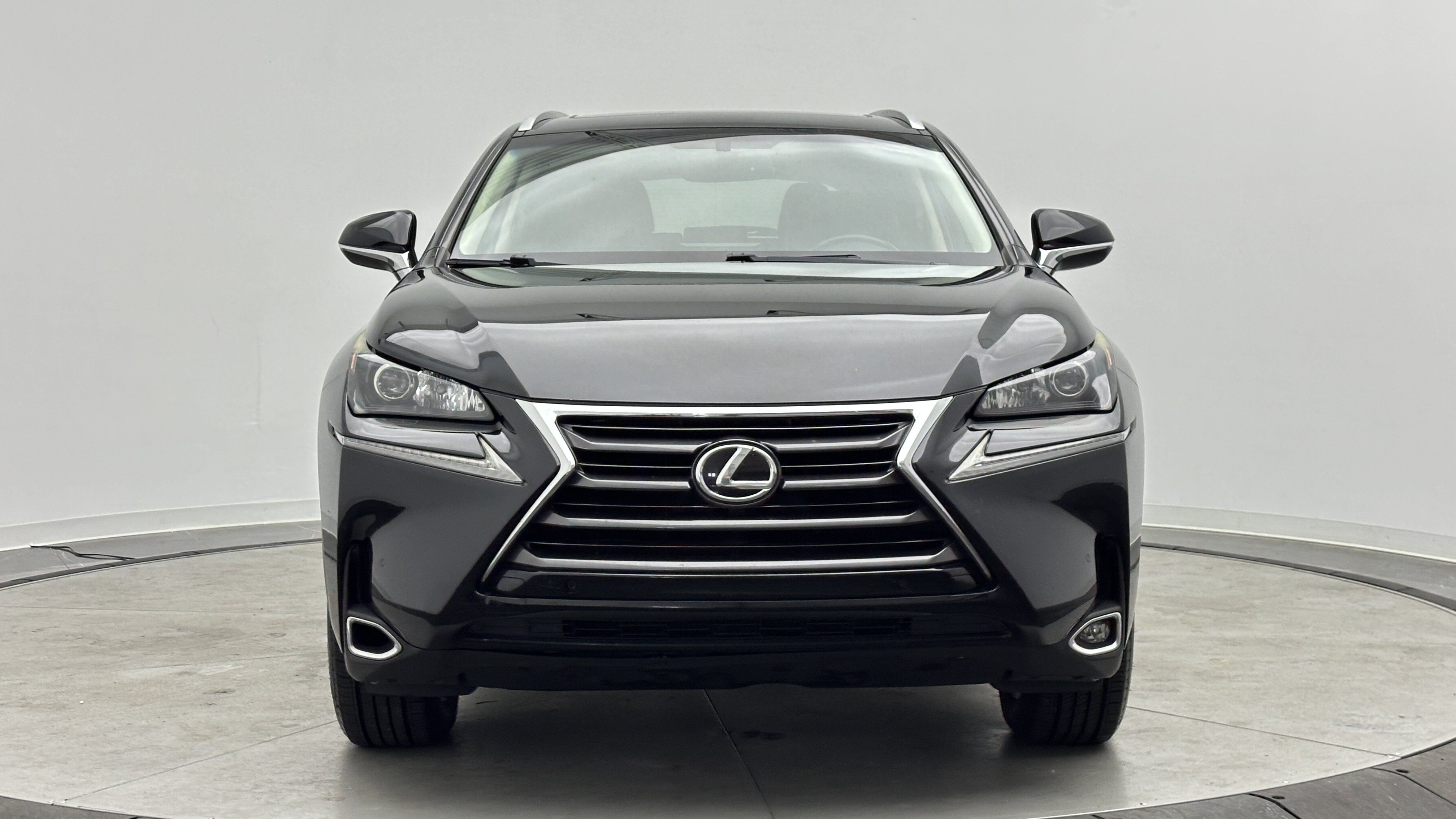 Used 2017 Lexus NX 200t FWD w/ Premium Package image 2