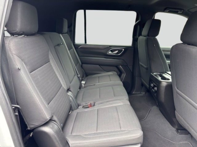 Used 2022 Chevrolet Suburban LS AWD/4WD image 33