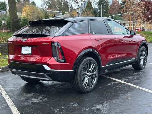 New 2026 Cadillac Optiq Sport 2 image 5