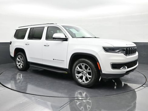 Used 2022 Jeep Wagoneer Series I w/ Convenience Group I image 7