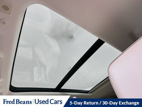 Used 2023 GMC Yukon XL Denali AWD/4WD image 29