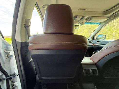 Used 2014 Subaru Outback 2.5i Limited AWD/4WD image 24
