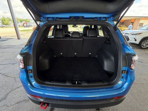 Used 2024 Jeep Compass Trailhawk AWD/4WD image 33