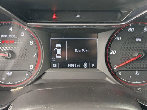 Used 2022 Chevrolet TrailBlazer RS w/ Sun and Liftgate Package FWD image 27