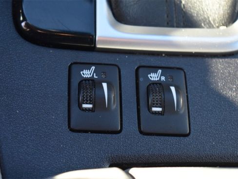 Used 2017 Toyota Highlander XLE image 36