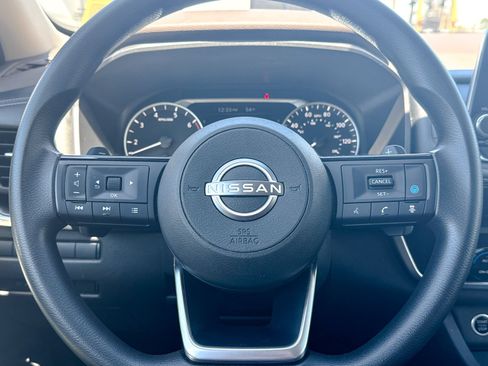 Used 2023 Nissan Rogue SV AWD/4WD image 42