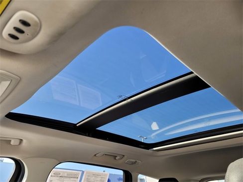 Used 2017 Ford Escape Titanium w/ Equipment Group 301A image 20