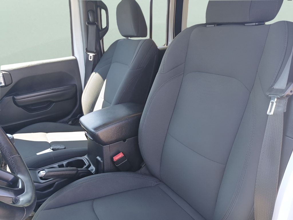 Used 2021 Jeep Wrangler Unlimited Sport AWD/4WD image 22