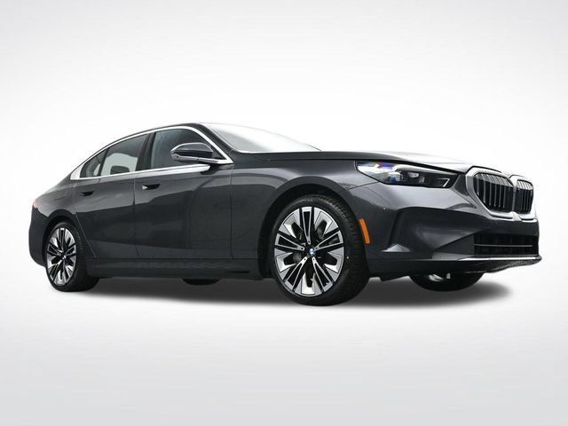 New 2026 BMW i5 eDrive40 AWD/4WD image 32