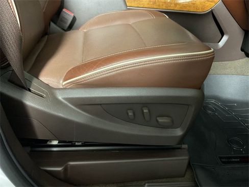 Used 2016 Chevrolet Silverado 3500 High Country image 35