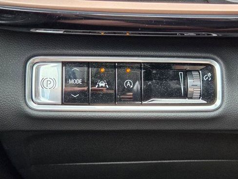 Certified 2025 Buick Envision Sport Touring image 21