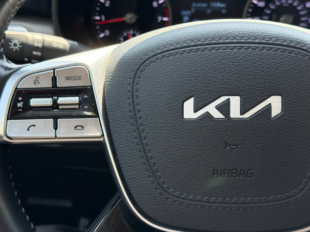 Used 2022 Kia Telluride EX w/ EX Premium Package FWD image 32