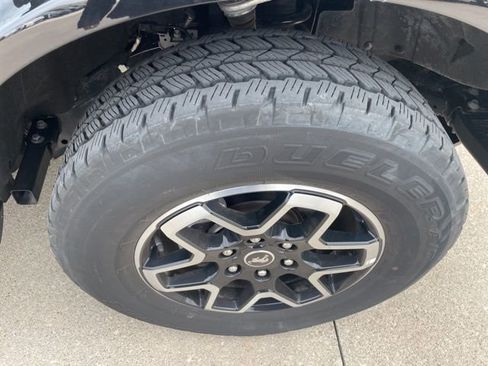 Used 2025 Ford Bronco Outer Banks AWD/4WD image 16