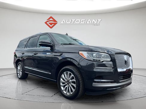 Used 2023 Lincoln Navigator 4WD image 13