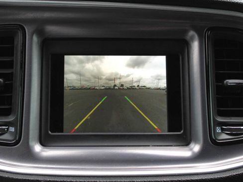 Used 2021 Dodge Challenger SXT image 17