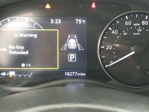 Used 2024 Nissan Kicks SR FWD image 26