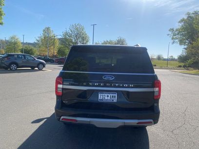 Used 2024 Ford Expedition XLT