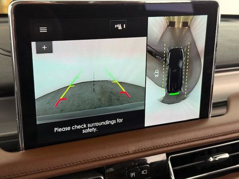 Used 2023 Lincoln Aviator Reserve w/ Equipment Group 201A image 13