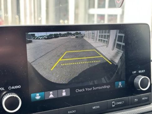 Used 2025 Honda CR-V Sport image 16