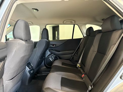 Used 2022 Subaru Outback Premium AWD/4WD image 12