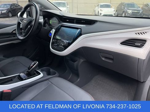 Used 2020 Chevrolet Bolt Premier w/ Infotainment Package FWD image 28