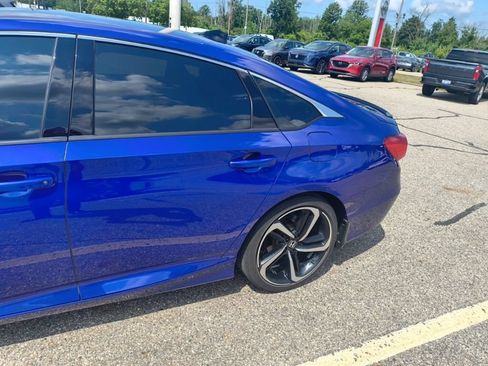 Used 2022 Honda Accord Sport image 7