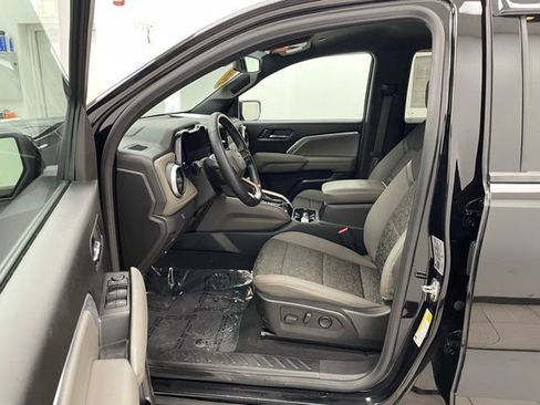 Certified 2024 Chevrolet Colorado ZR2 w/ Safety Package image 7