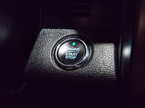 Used 2021 Ford Expedition Max XLT image 42