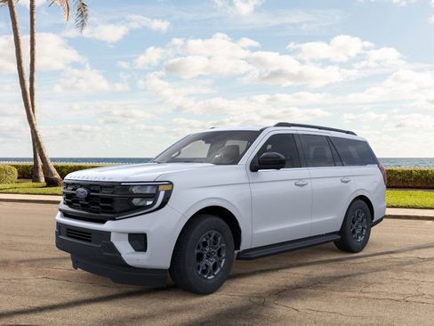 New 2025 Ford Expedition Active image 1