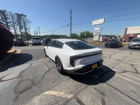 Used 2025 Kia K4 LXS image 16