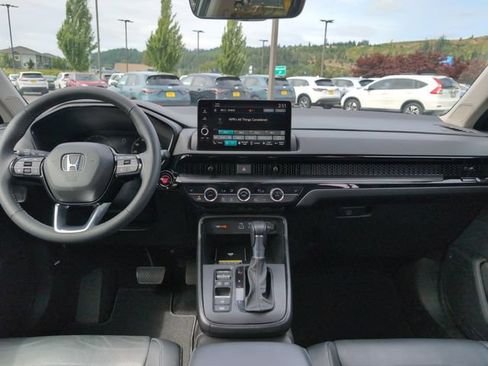 Used 2025 Honda CR-V EX-L image 13