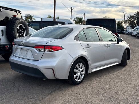 Used 2024 Toyota Corolla LE image 17