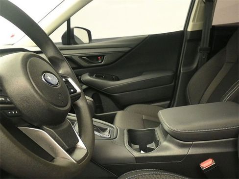 Used 2025 Subaru Outback w/ Popular Package #1A image 19