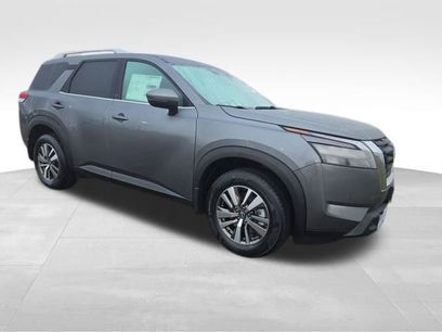 New 2025 Nissan Pathfinder SL