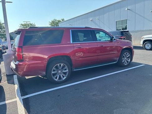 Used 2015 Chevrolet Suburban LTZ AWD/4WD image 14