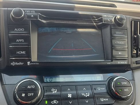 Used 2018 Toyota RAV4 XLE w/ Plus Extra Value Package AWD/4WD image 18