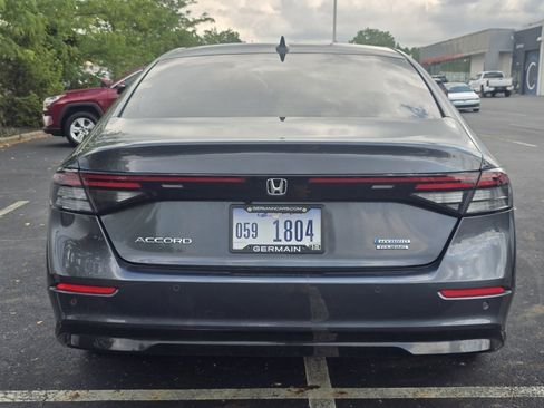 Used 2024 Honda Accord Touring image 6
