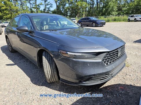 Certified 2024 Honda Accord EX-L image 4