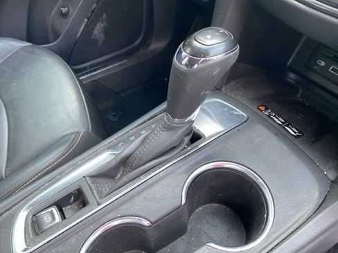 Used 2021 Chevrolet Equinox Premier image 18