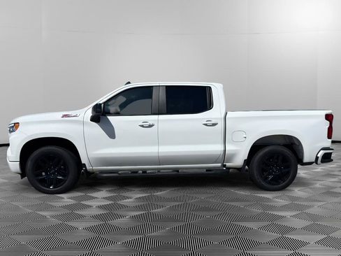 Used 2024 Chevrolet Silverado 1500 RST w/ Z71 Off-Road Package AWD/4WD image 2