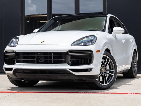 Certified 2020 Porsche Cayenne Turbo AWD/4WD image 1
