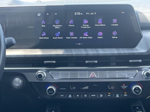 Used 2023 Kia Telluride EX w/ EX Captain's Chair Package FWD image 29