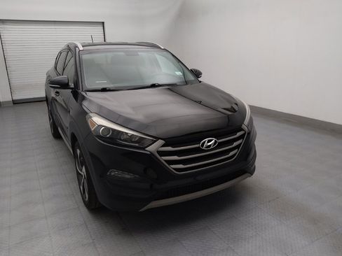 Used 2017 Hyundai Tucson Sport image 14