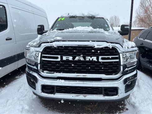 Used 2024 RAM 2500 Big Horn image 12